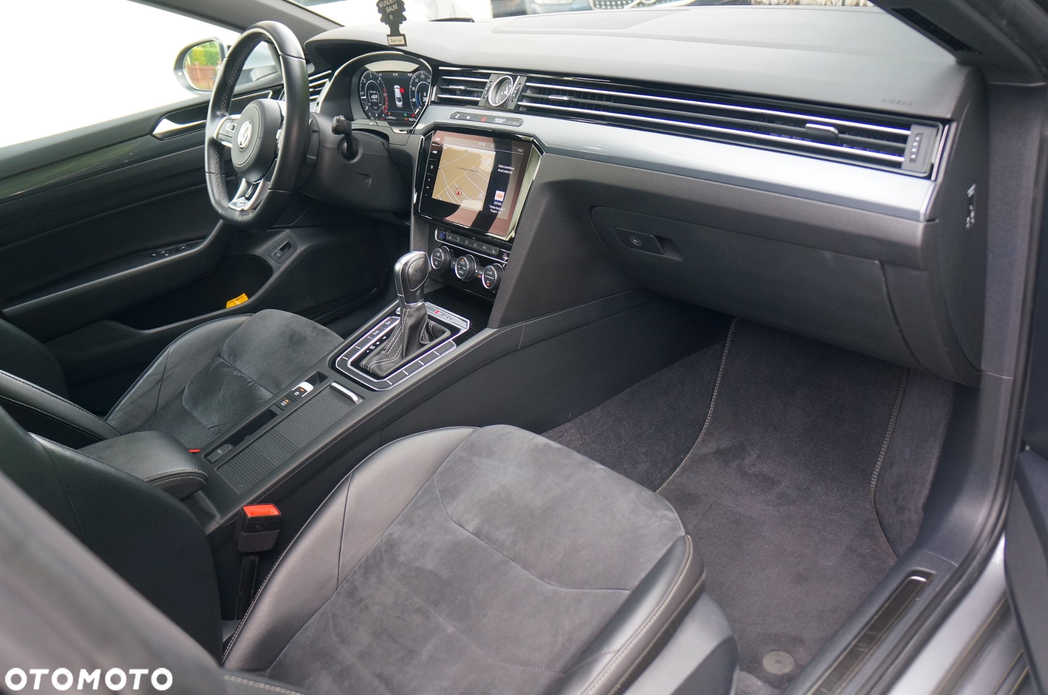 Volkswagen Arteon 2.0 TDI 4Motion SCR R-Line DSG - 23