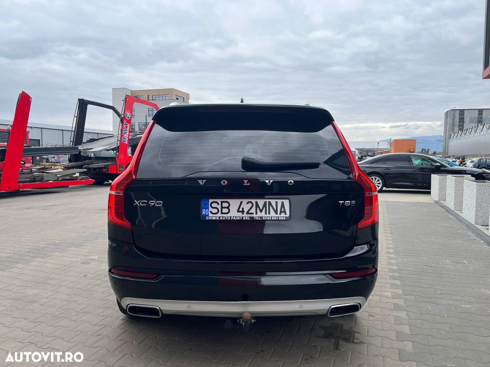 Volvo XC 90 T8 eAWD R-Design - 5