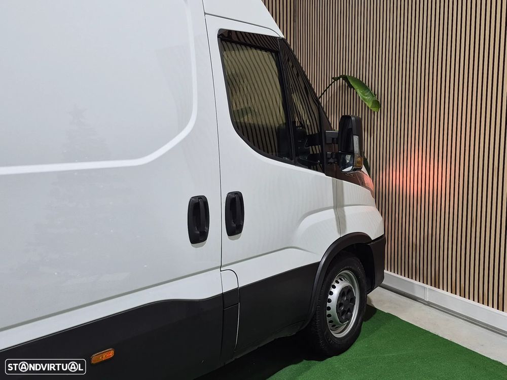 Iveco Daily 2.3 - 2022 | GARANTIA | NACIONAL - 12m3 - 156CV - 7