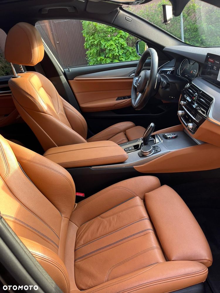 BMW Seria 5 520d M Sport Edition - 3
