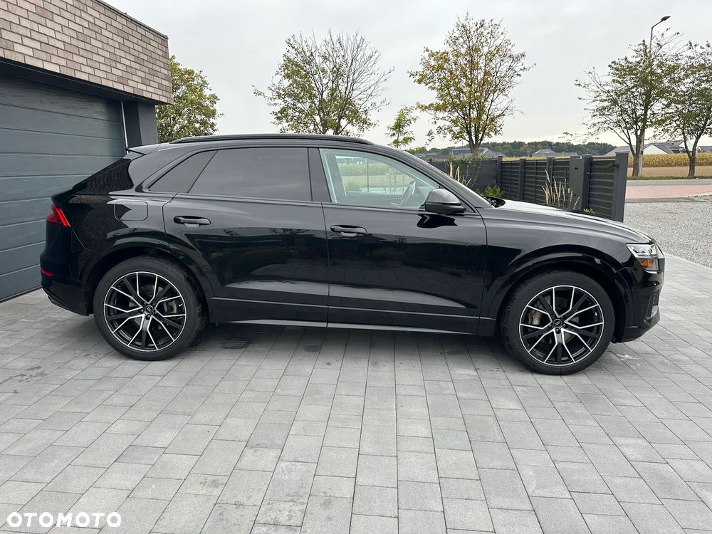 Audi Q8 - 16