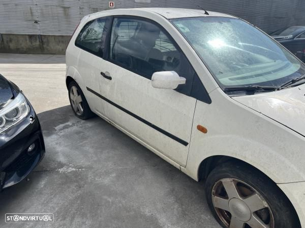 Para Peças Ford Fiesta V Van - 4