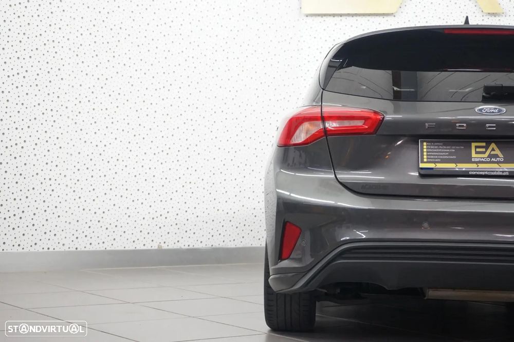 Ford Focus 1.5 TDCi EcoBlue ST-Line - 40