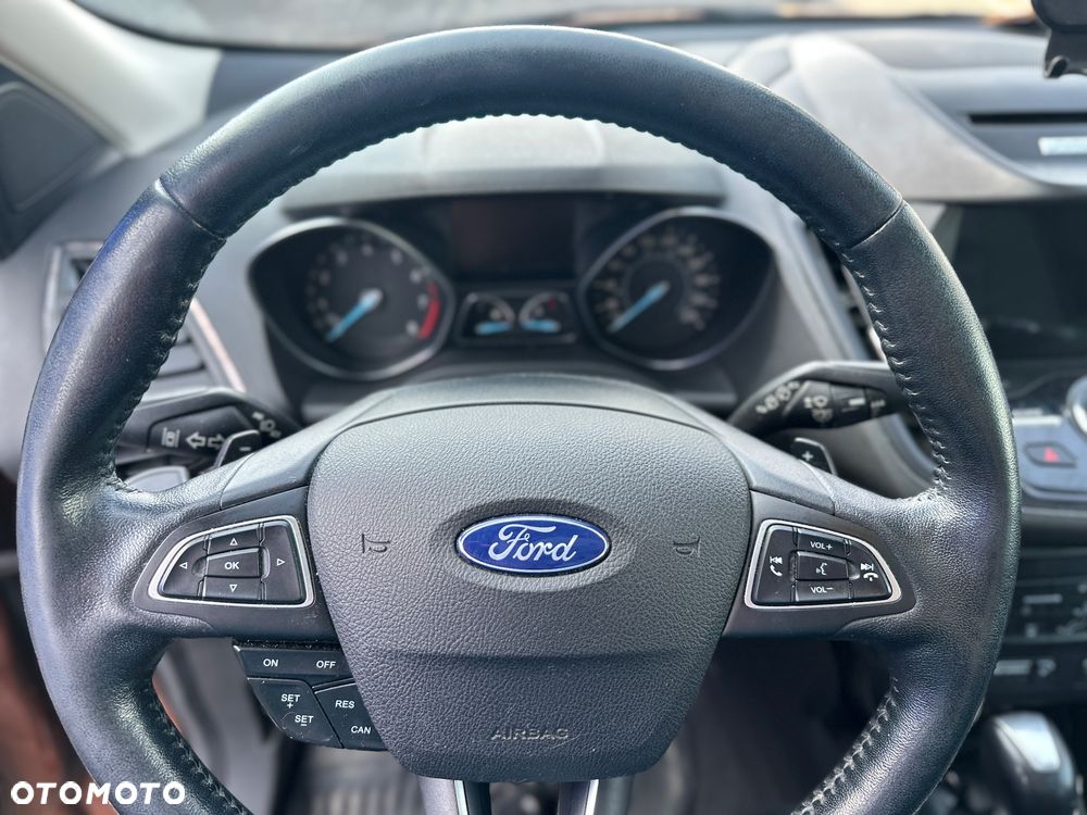 Ford Escape 2.0 EcoBoost AWD Titanium - 8