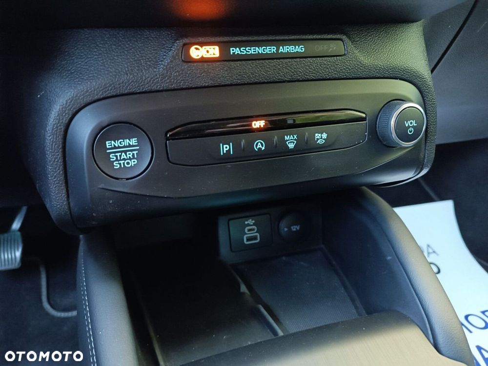 Ford Focus 1.5 EcoBlue Titanium X - 24