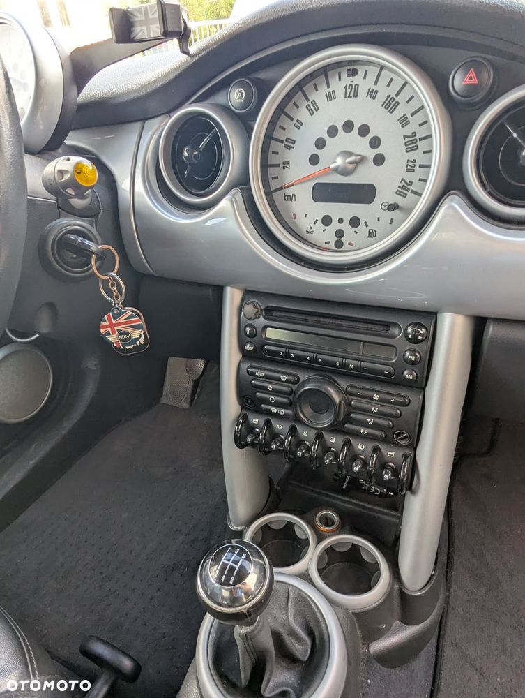 MINI ONE Standard - 6