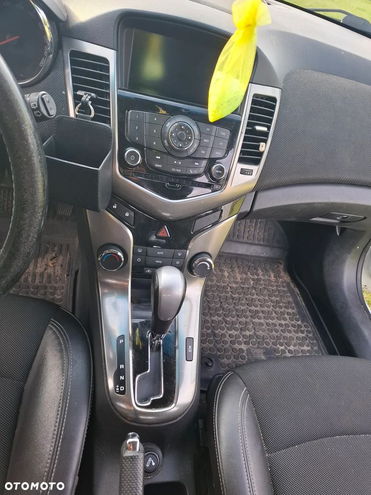 Chevrolet Cruze 2.0 D LT+ - 12