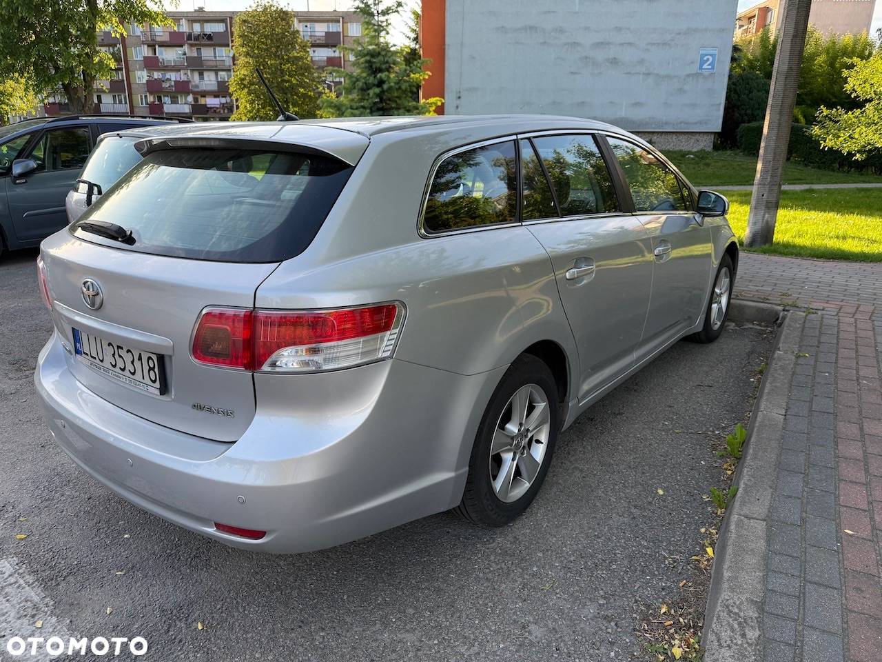 Toyota Avensis 1.8 Luna - 13