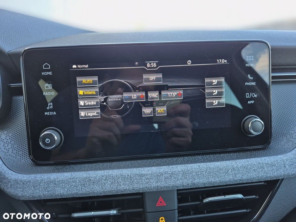Skoda Kamiq 1.0 TSI Drive DSG - 32