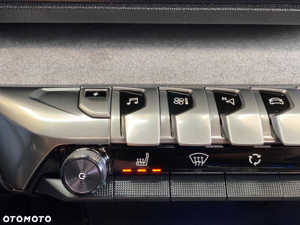 Peugeot 3008 PureTech 180 Stop & Start GPF EAT8 GT - 30