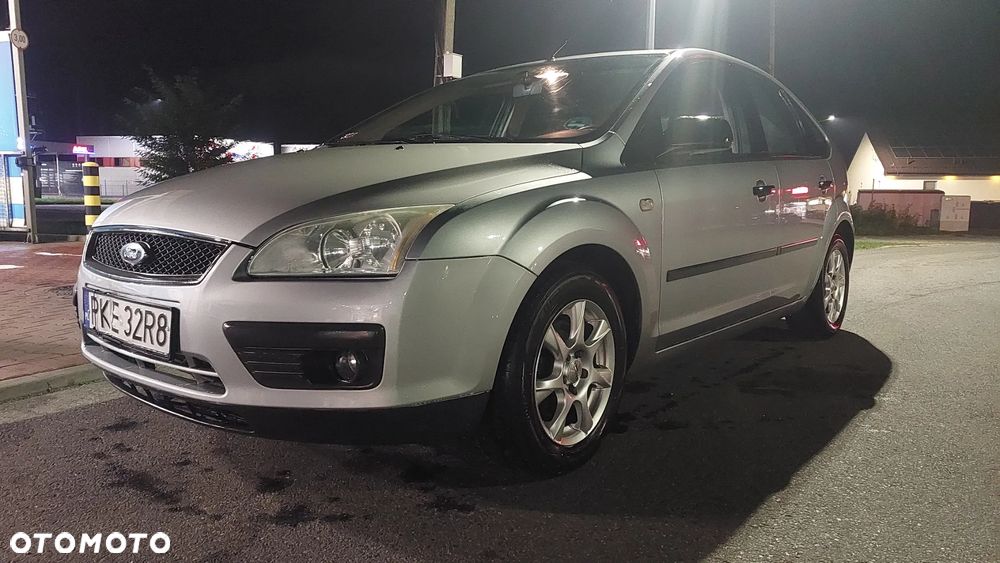Ford Focus 1.6 16V Titanium - 1