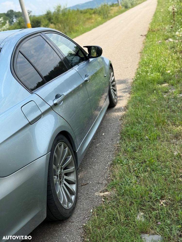 BMW Seria 3 320d DPF Aut. - 8