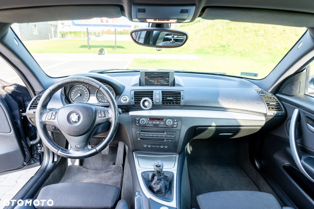 BMW Seria 1 120d - 17