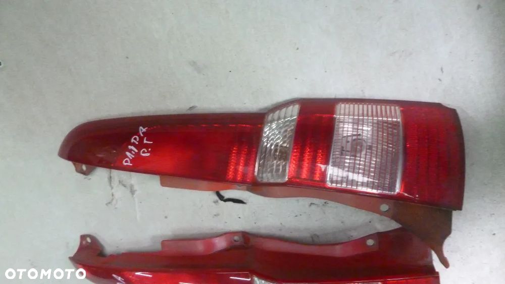 fiat panda II lampa tylna  PRAWA LUB LEWA - 3