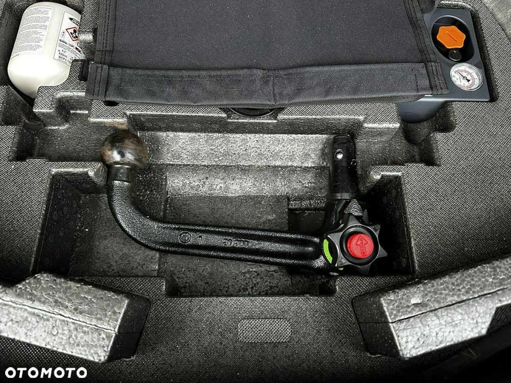 Ford Kuga 1.5 EcoBoost 2x4 Titanium - 31