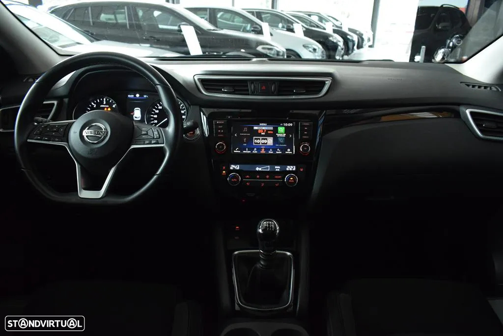 Nissan Qashqai 1.5 dCi Tekna Premium - 33