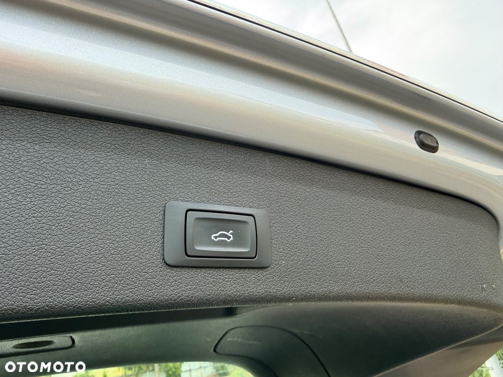 Audi Q5 2.0 TDI Quattro S tronic sport - 22
