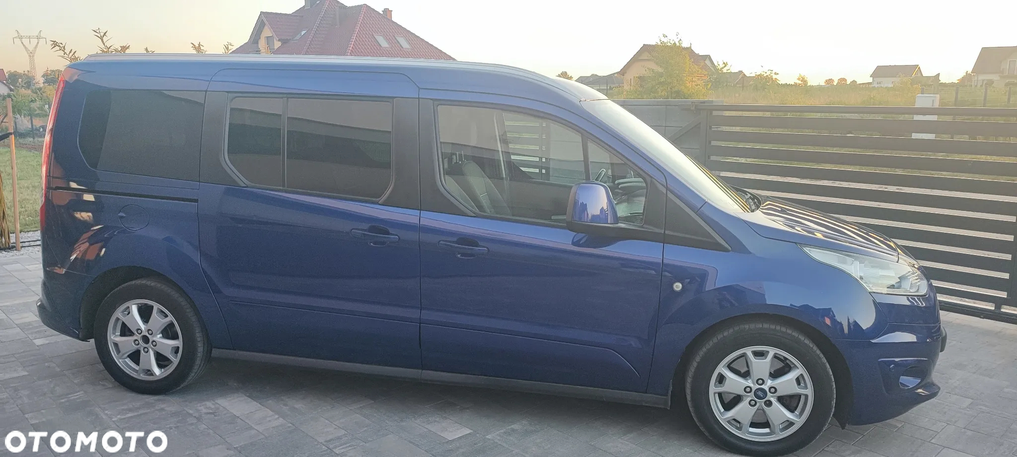 Ford Tourneo Connect 1.5 TDCi Trend - 10