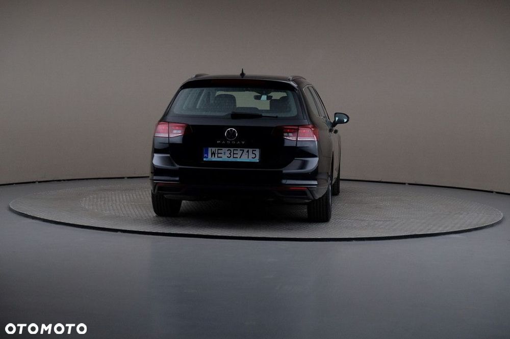 Volkswagen Passat Variant 2.0 TSI Business DSG - 5