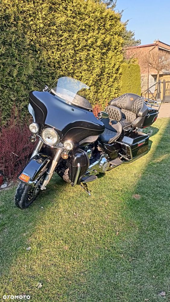 Harley-Davidson FLH Electra Glide - 1