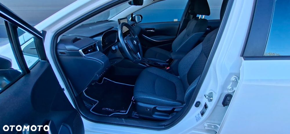 Toyota Corolla 1.8 Hybrid Comfort - 24