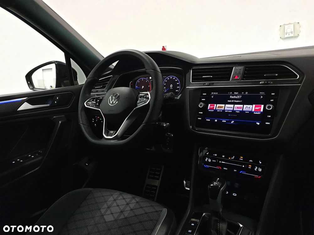 Volkswagen Tiguan 2.0 TDI SCR 4MotION DSG R-Line - 11