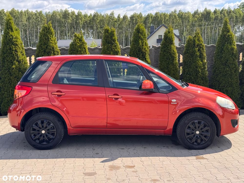 Suzuki SX4 1.9 DDiS DPF Streetline 4x2 Club - 9
