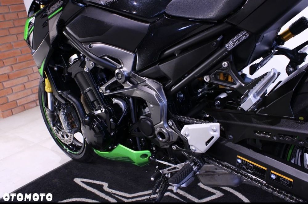 Kawasaki Z 900 - 23