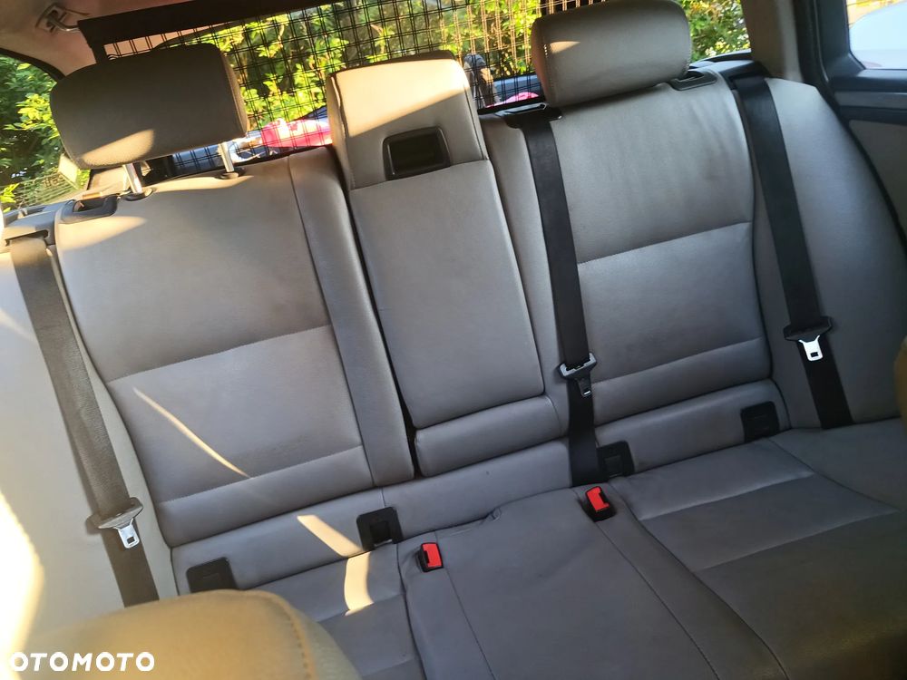 BMW Seria 5 520d - 22