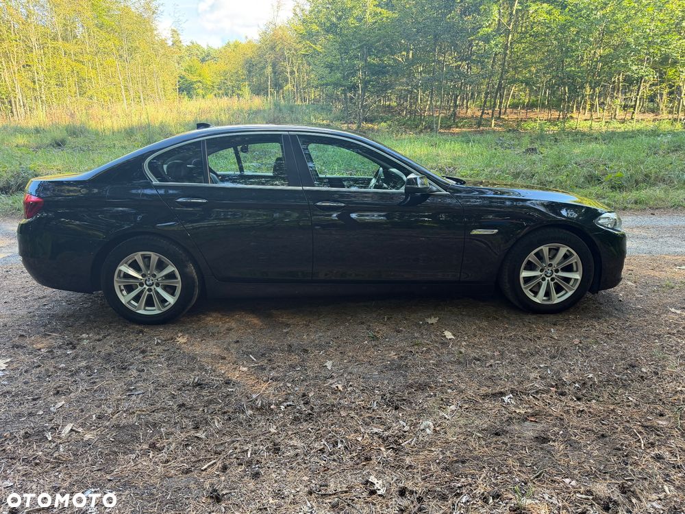 BMW Seria 5 525d - 7