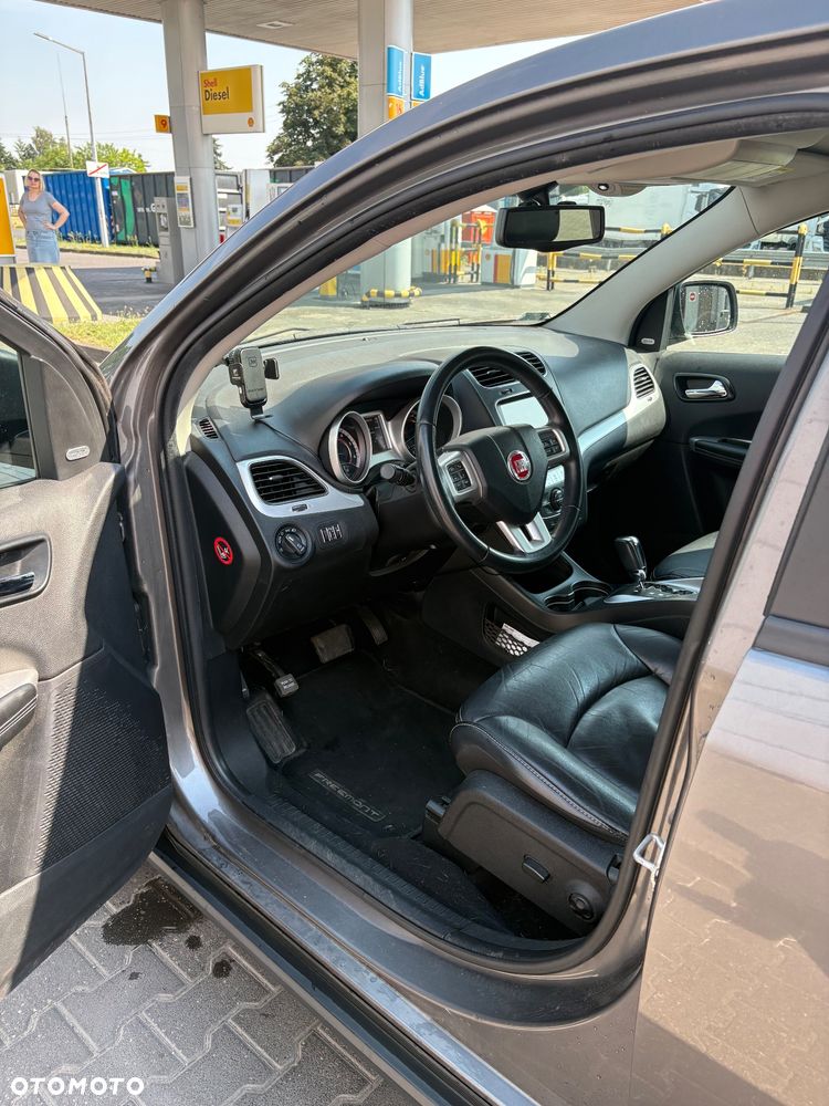 Fiat Freemont 2.0 Multijet Lounge AWD - 4