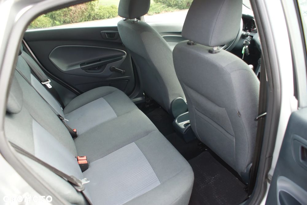 Ford Fiesta 1.25 Champions Edition - 13