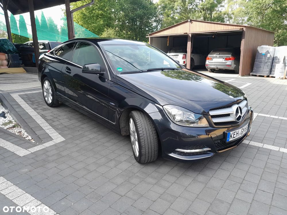 Mercedes-Benz Klasa C 180 Coupe BlueEFFICIENCY - 3