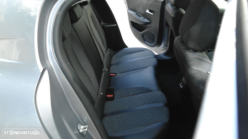 Peugeot 208 1.2 PureTech Allure - 14