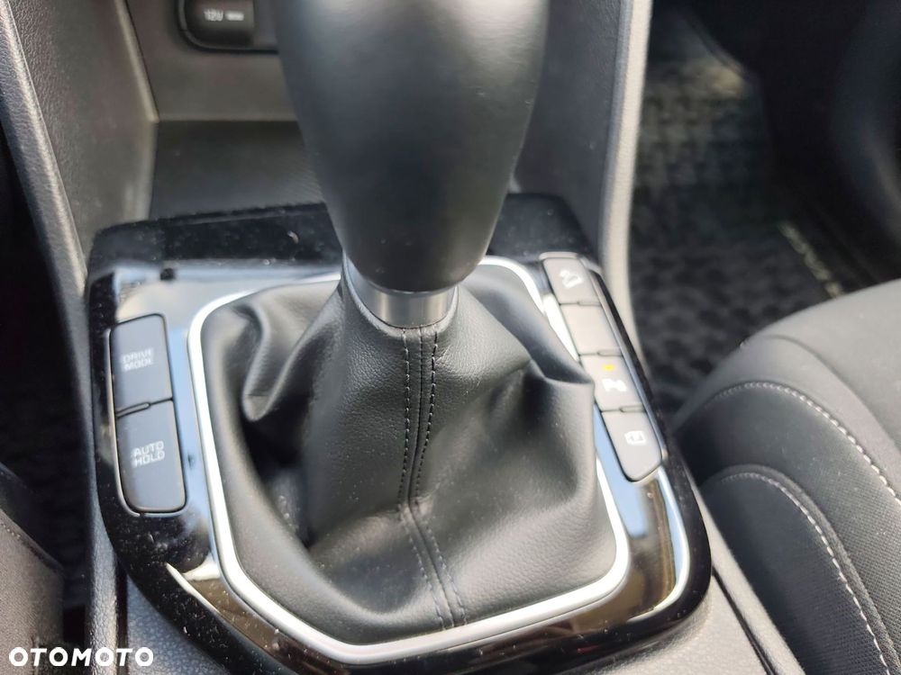 Kia Sportage 1.6 T-GDI L 2WD - 25