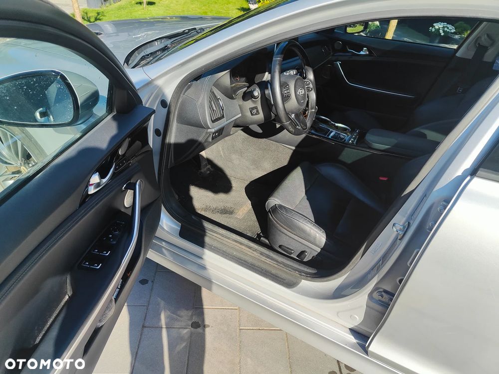 Kia Stinger - 7