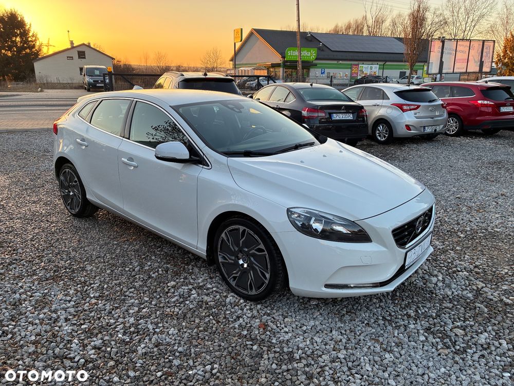 Volvo V40 D2 - 1
