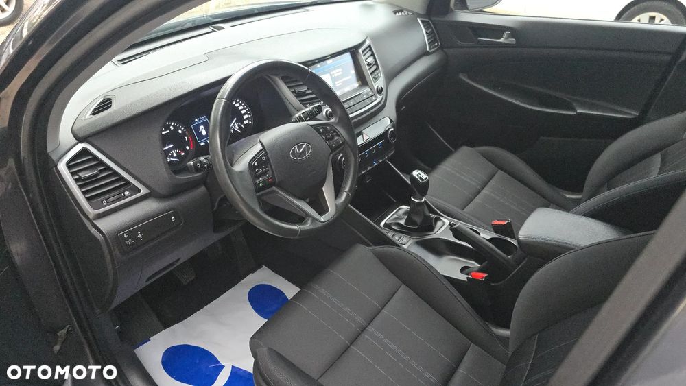 Hyundai Tucson 1.6 GDI BlueDrive Style 2WD - 9