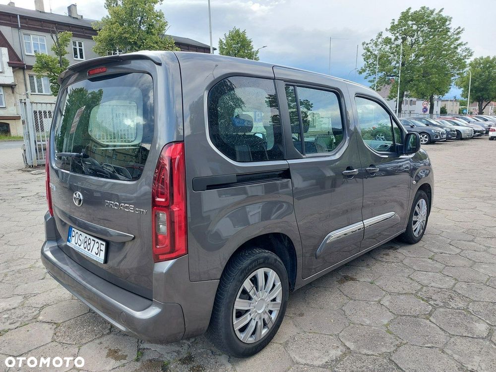 Toyota Proace City Verso - 8