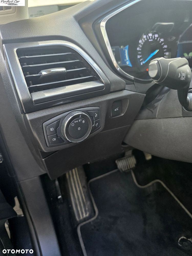 Ford Mondeo SW 2.0 Hybrid Executive Plus - 10