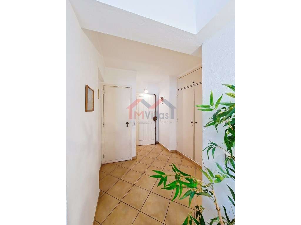 Apartamento T1 com vista mar a 80 metros da praia - Quarteira - Grande imagem: 2/18