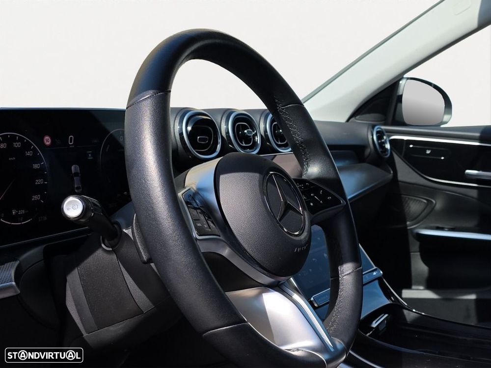 Mercedes-Benz C 300 — fotografia 9