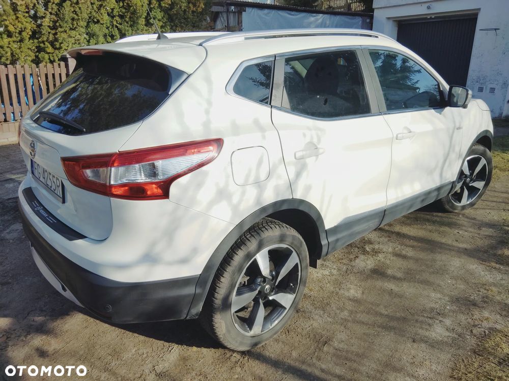 Nissan Qashqai 1.6 DCi N-Connecta EU6 - 14