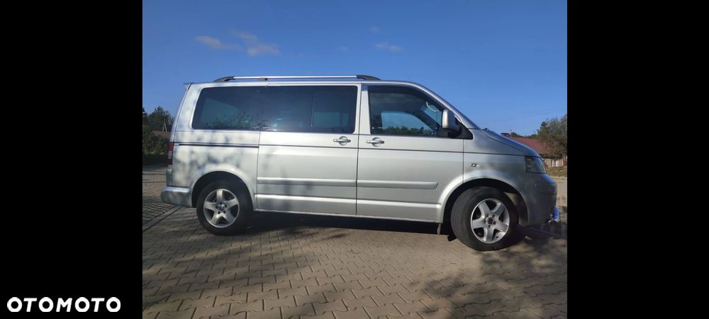 Volkswagen Multivan - 7