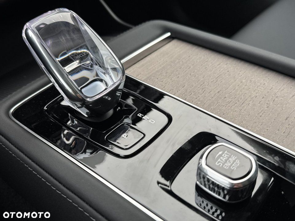 Volvo XC 90 - 20