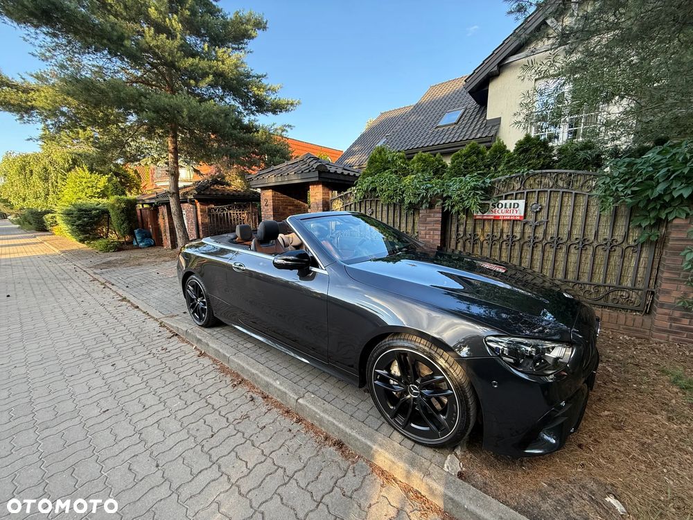 Mercedes-Benz Klasa E AMG 53 4-Matic+ 9G-TRONIC - 12