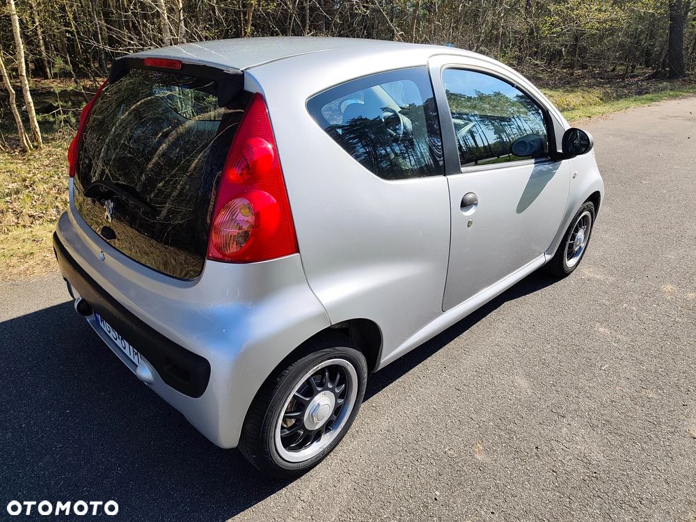 Peugeot 107 1.0 Happy Euro5 - 9