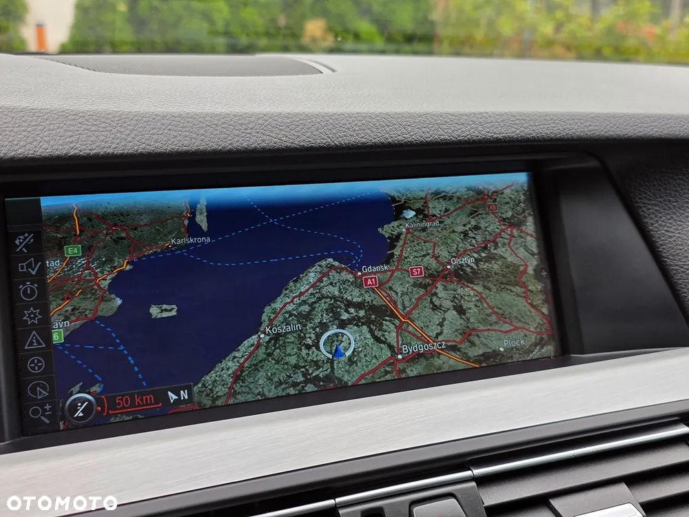 BMW Seria 5 520d - 37