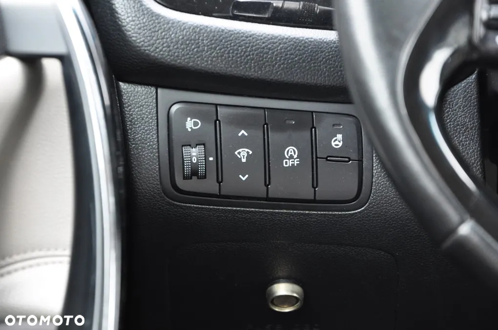 Kia Ceed 1.6 CRDi SCR L Business Line - 36