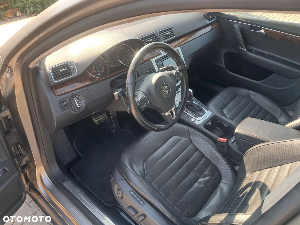 Volkswagen Passat Alltrack 2.0 TDI 4Mot DSG - 10